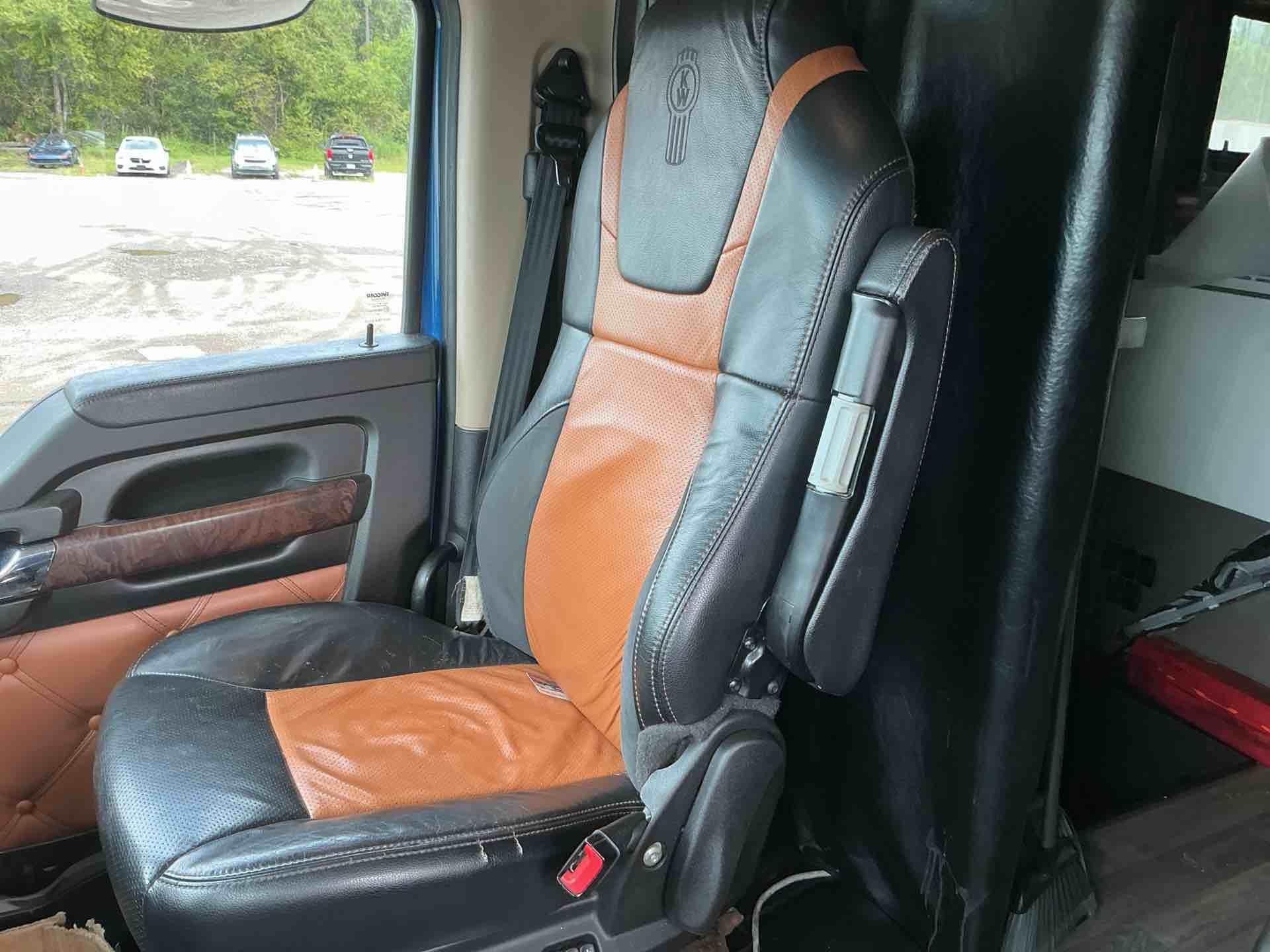2023 Kenworth T680