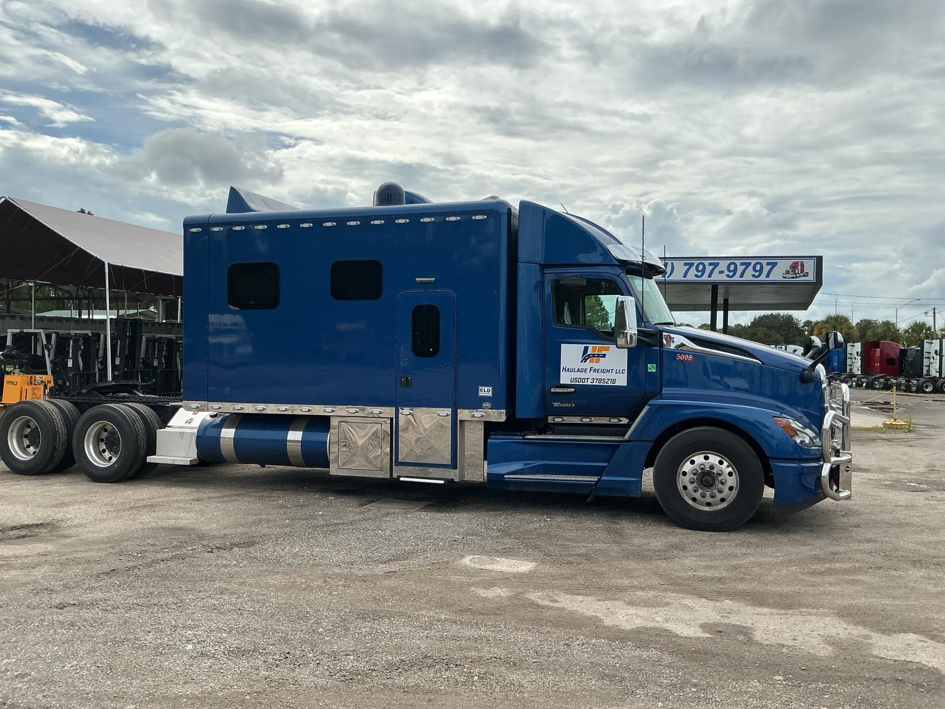 2023 Kenworth T680
