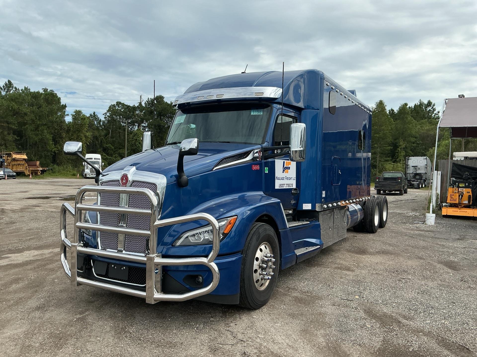 2023 Kenworth T680