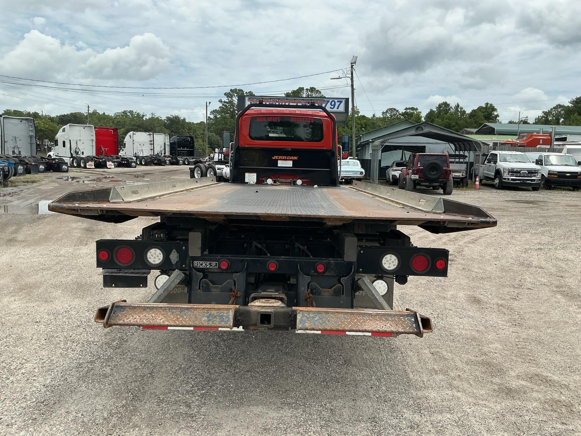 2025 International MV 607