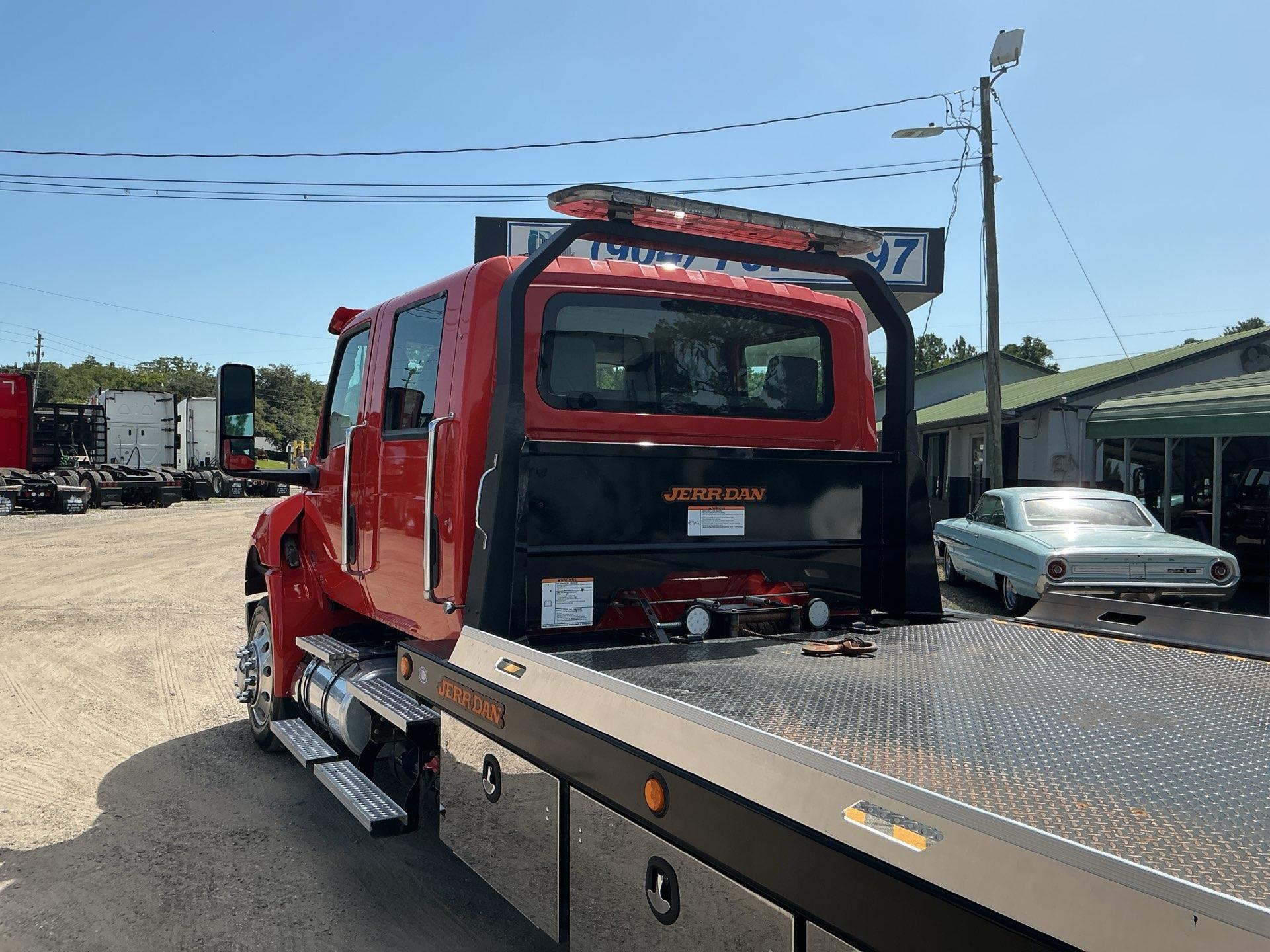 2025 International MV 607