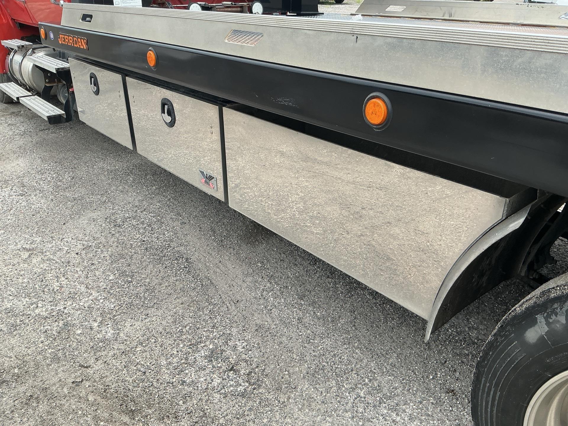 2025 International MV 607