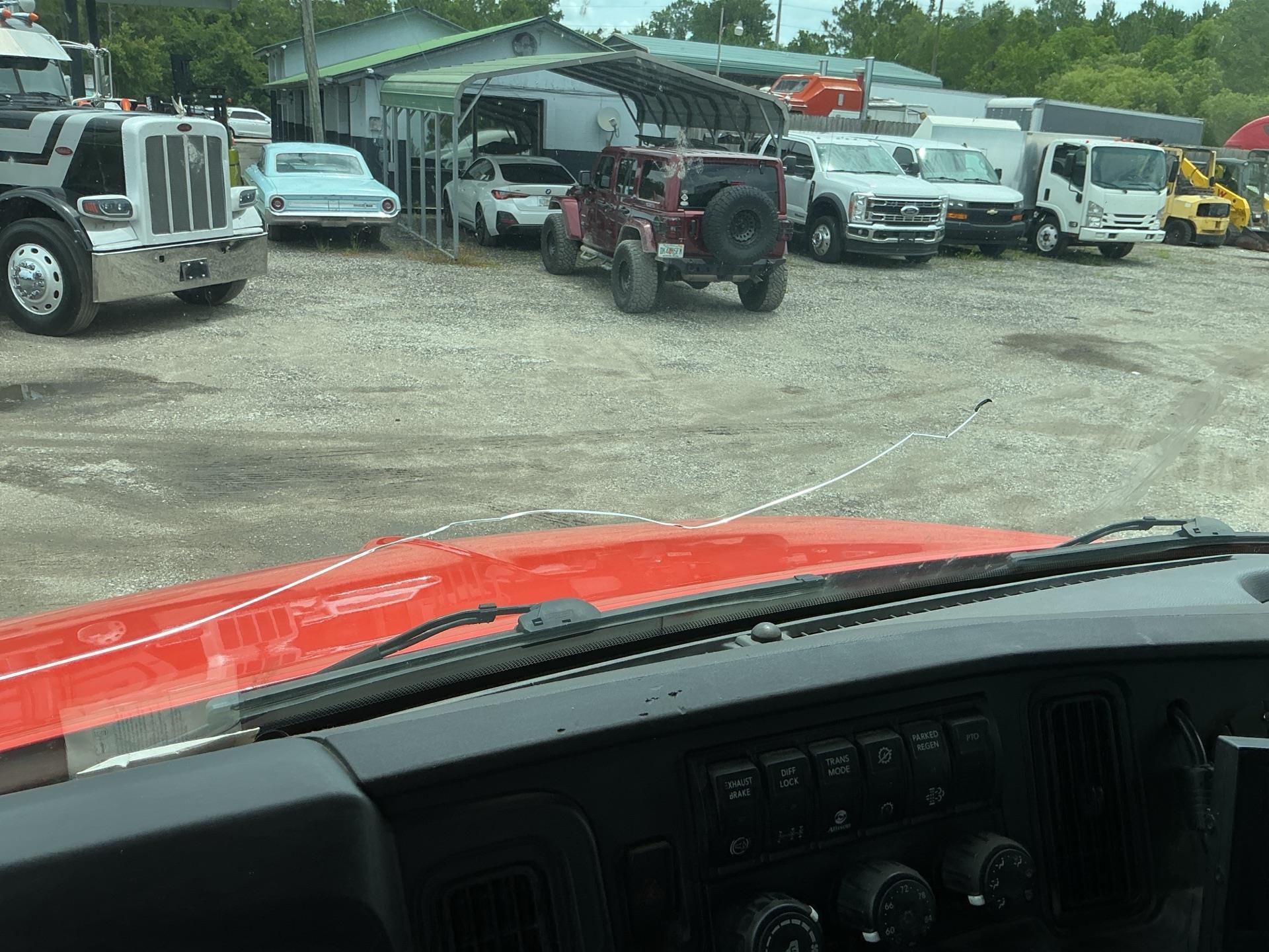 2025 International MV 607