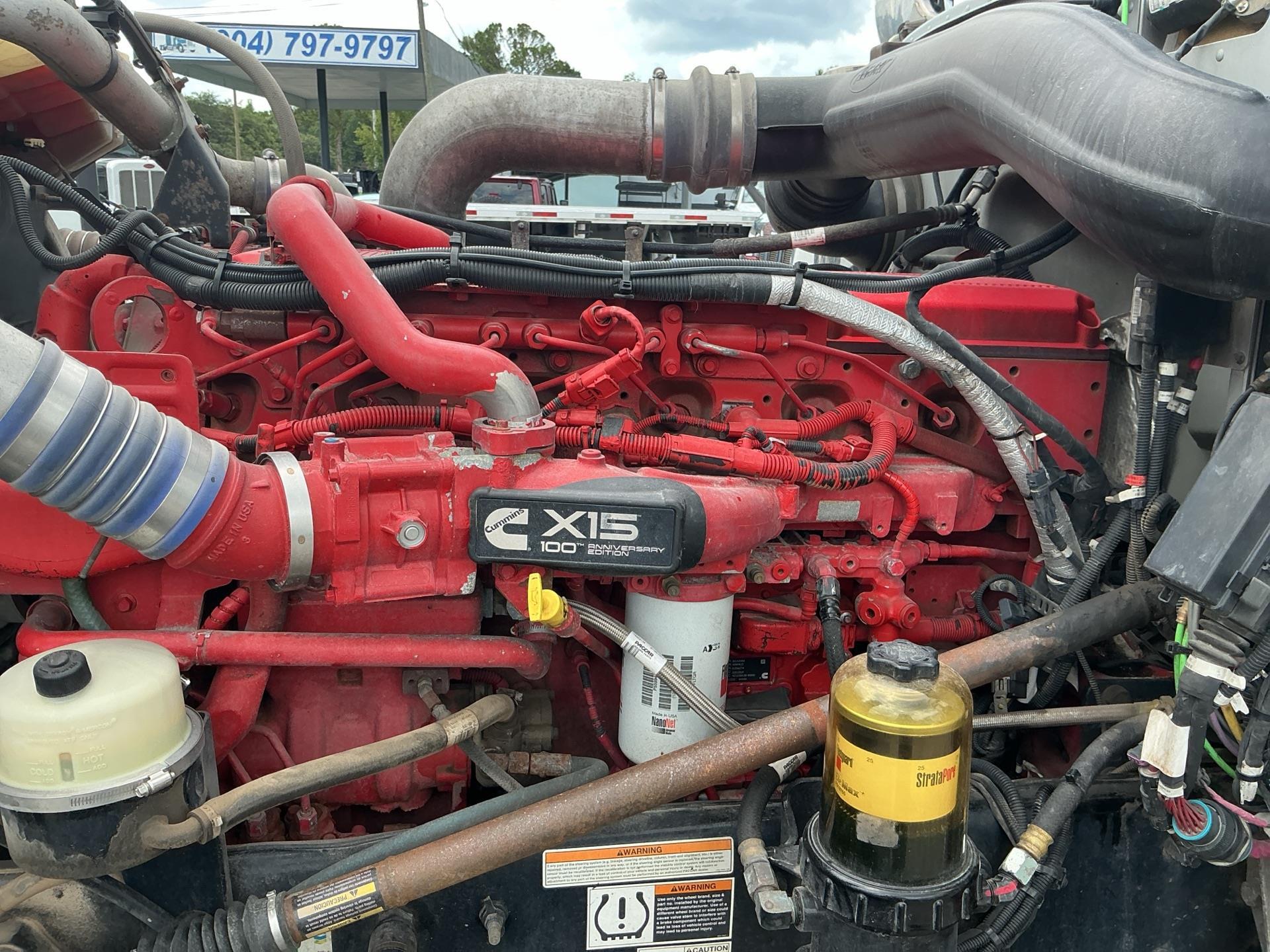 2020 Peterbilt 389