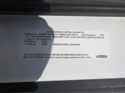 2023 Freightliner CASCADIA 126