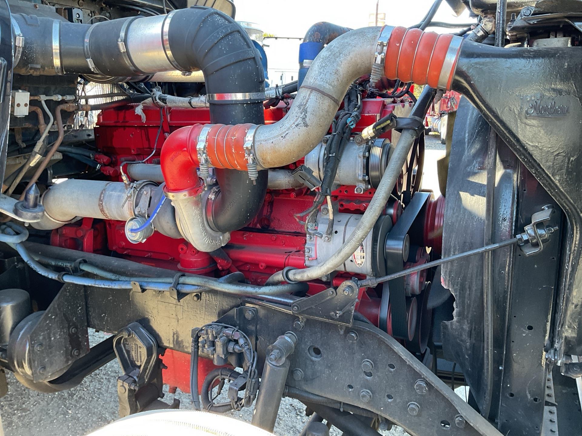 2005 Kenworth W900B