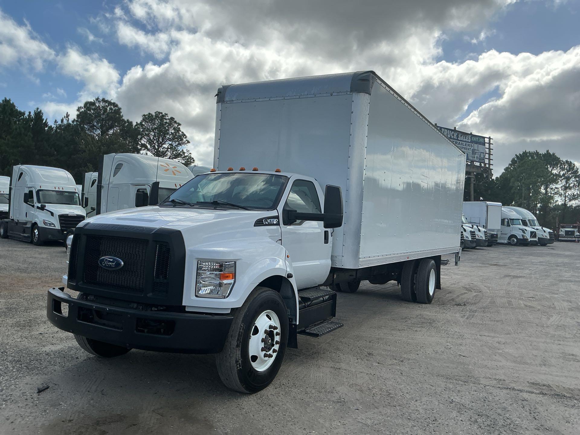 2023 Ford F650