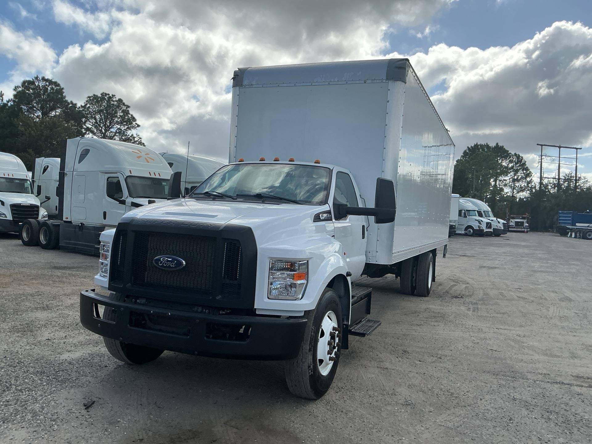 2023 Ford F650