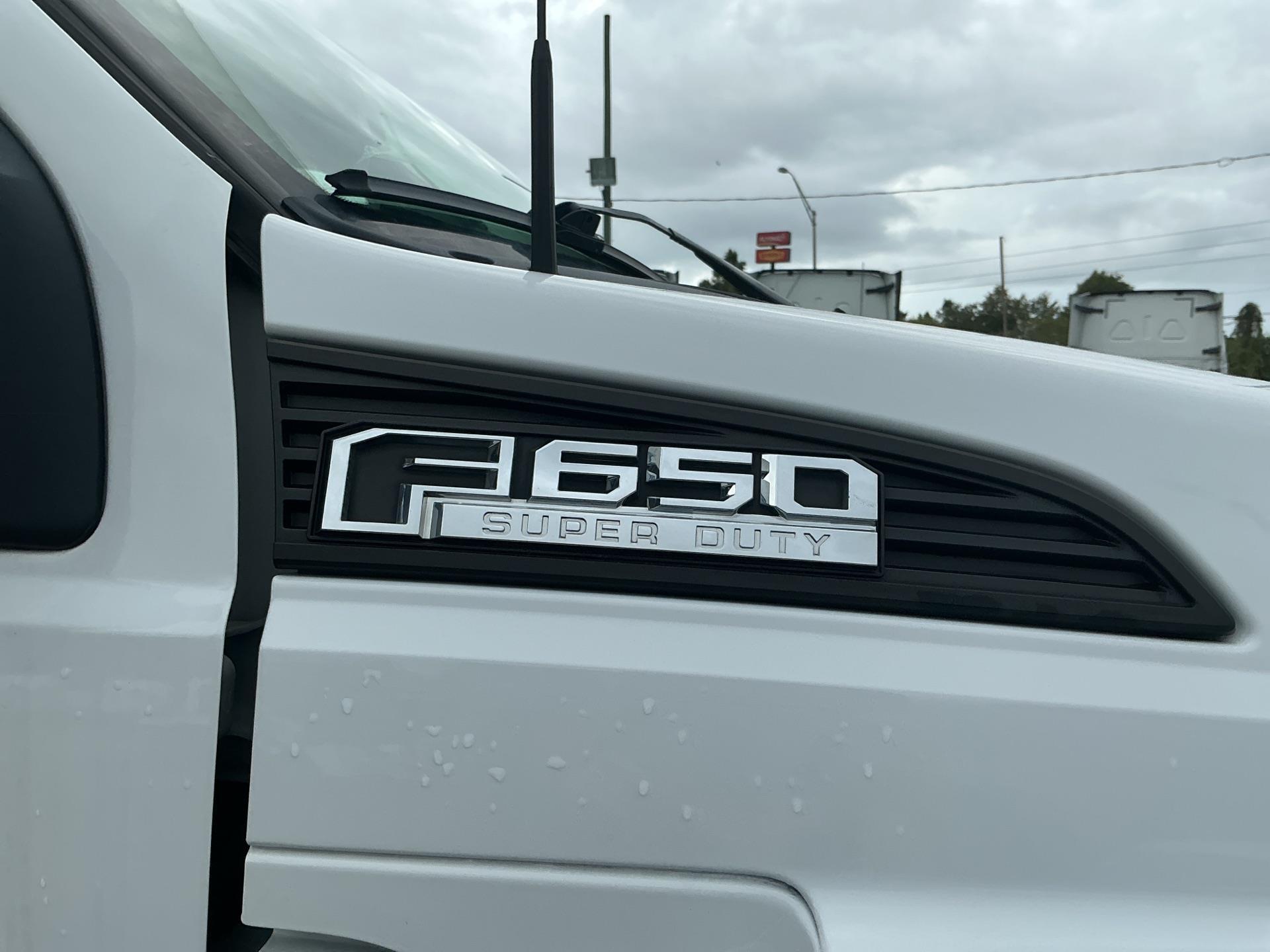 2023 Ford F650