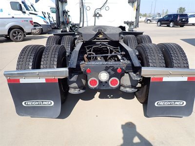 2022 Freightliner Cascadia 126
