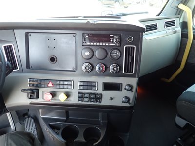 2022 Freightliner Cascadia 126