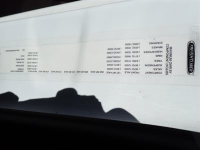 2022 Freightliner Cascadia 126