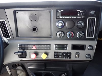 2022 Freightliner Cascadia 126