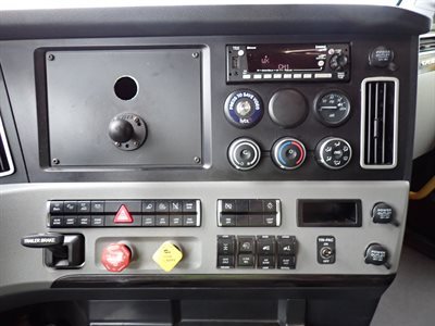 2022 Freightliner Cascadia 126