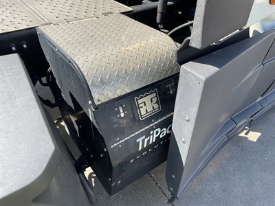 2022 Freightliner CASCADIA 126
