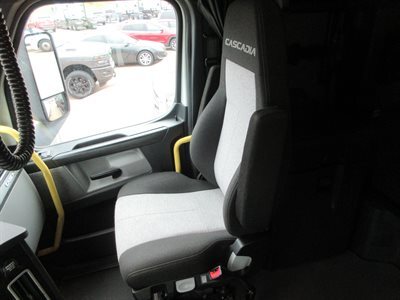 2023 Freightliner Cascadia