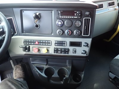 2022 Freightliner Cascadia 126