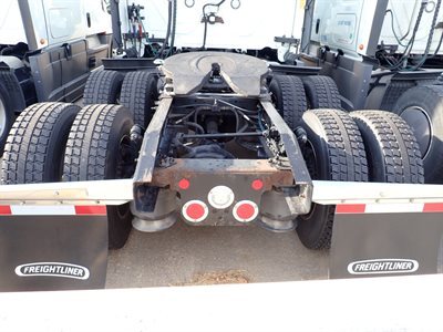 2022 Freightliner Cascadia 126