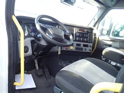 2022 Freightliner Cascadia 126
