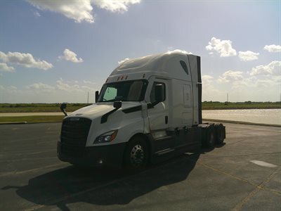 2022 Freightliner Cascadia 126