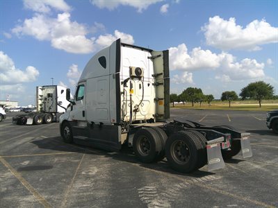 2022 Freightliner Cascadia 126