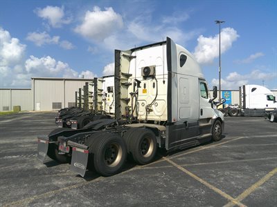2022 Freightliner Cascadia 126
