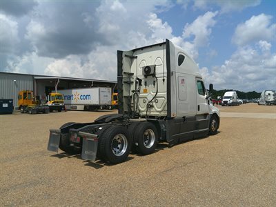2022 Freightliner Cascadia 126