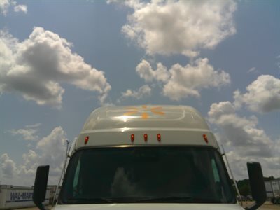 2022 Freightliner Cascadia 126