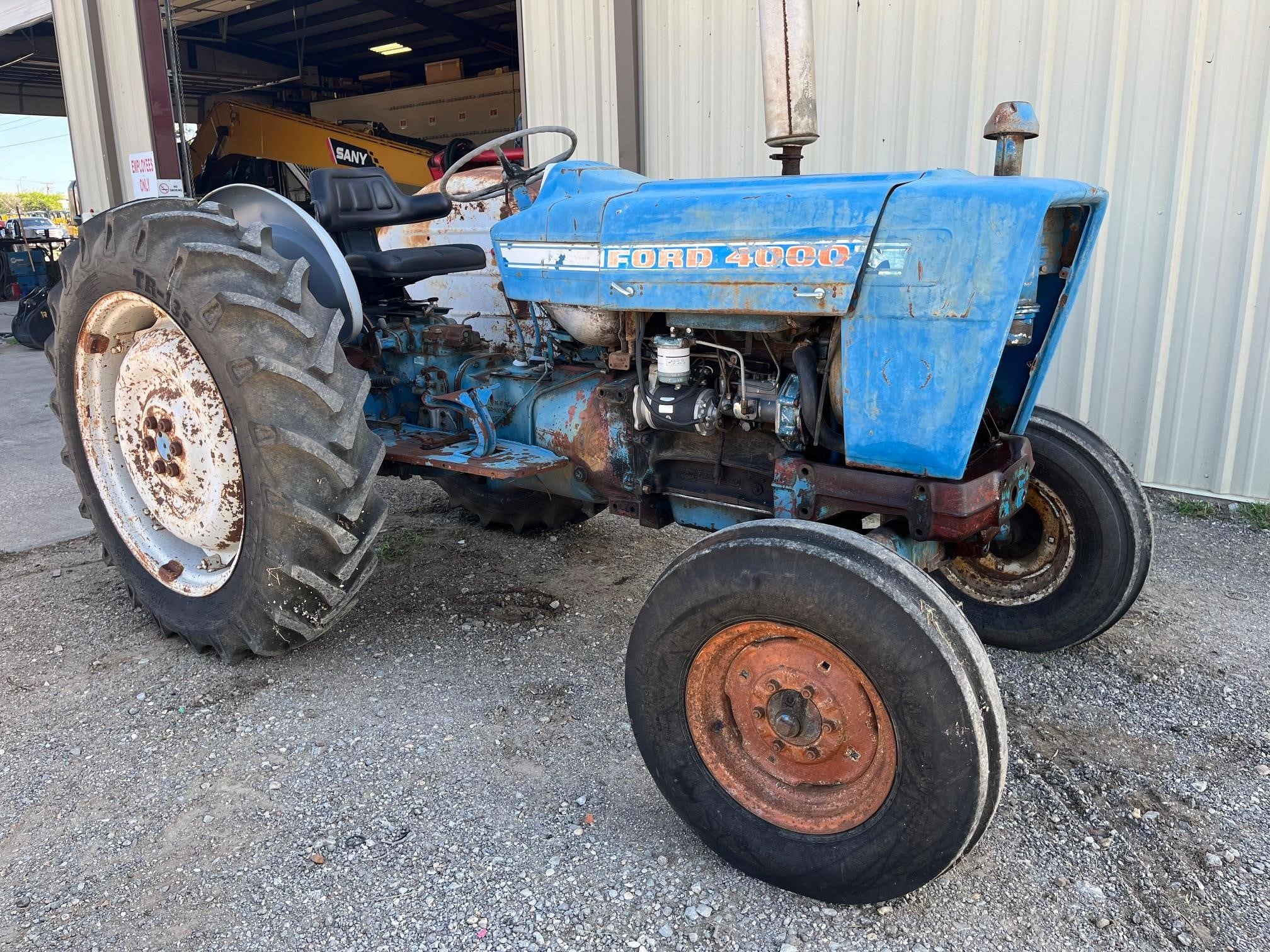  Ford 4000