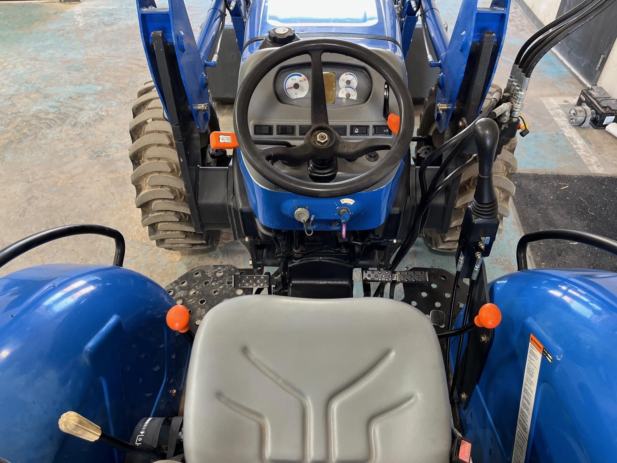 2017 New Holland WORKMASTER 50