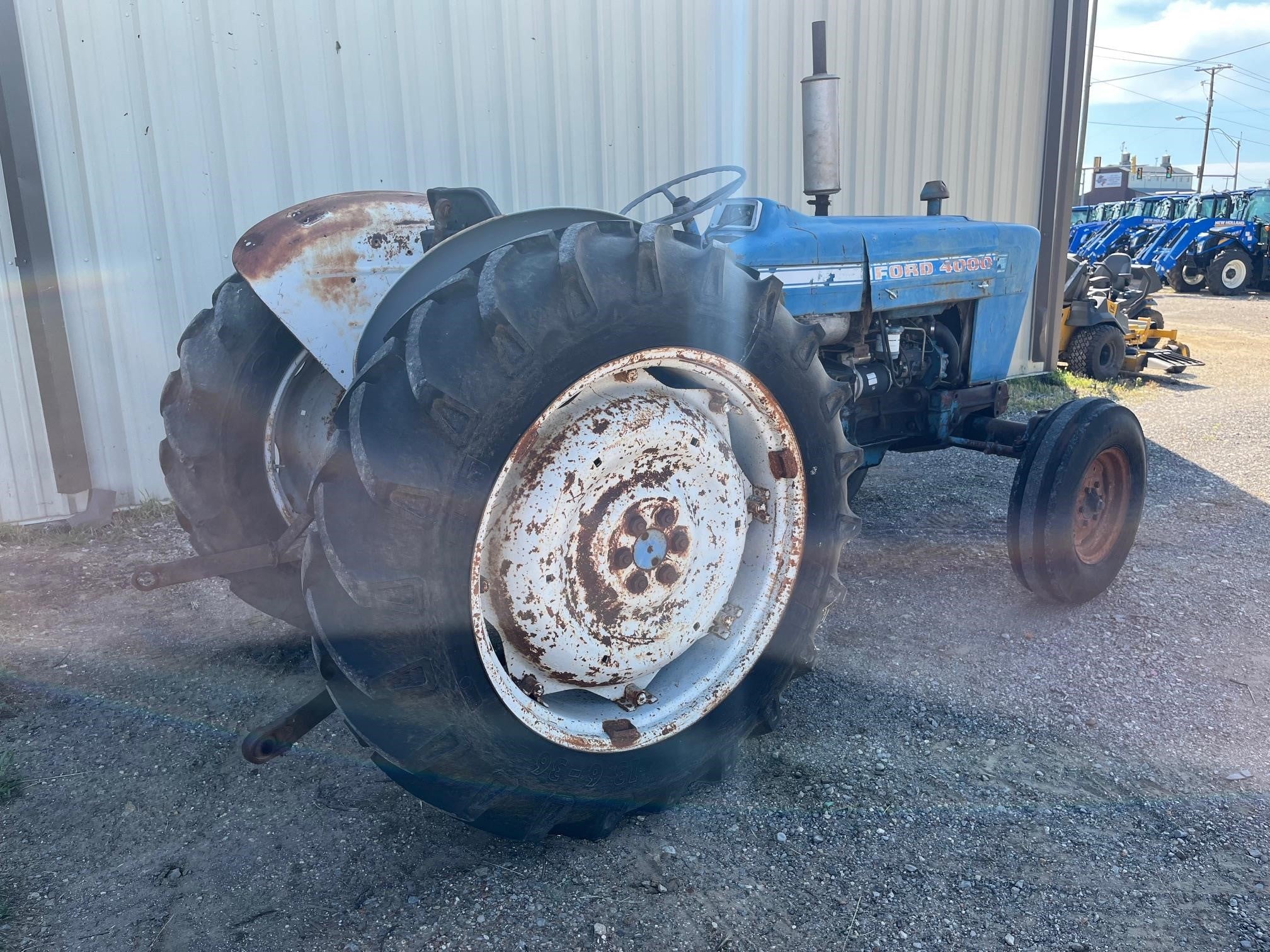 0 Ford 4000