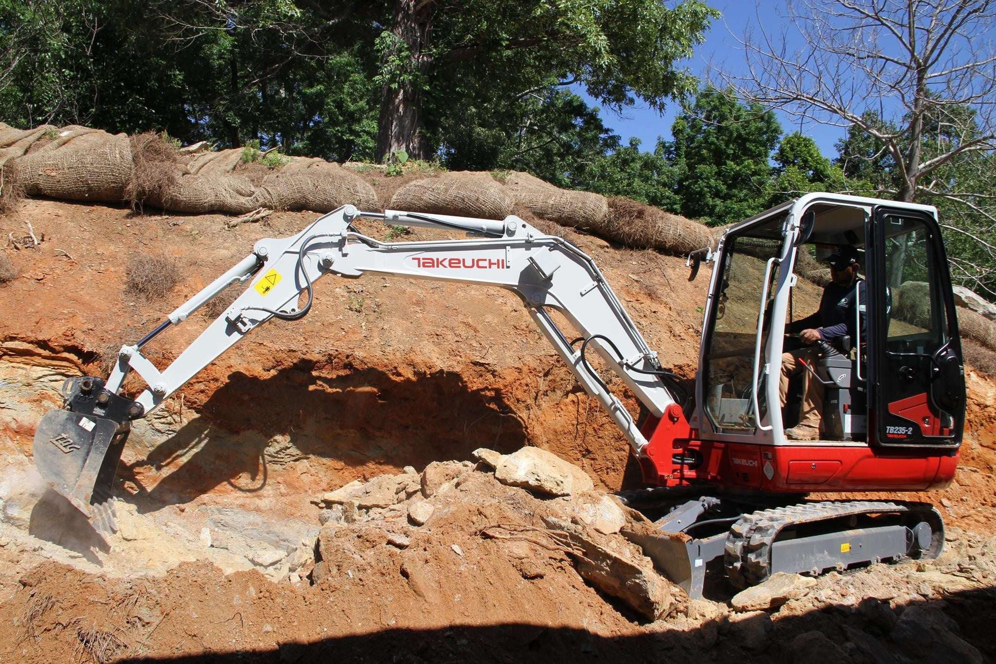 Photo of 2026 Takeuchi TB235-2