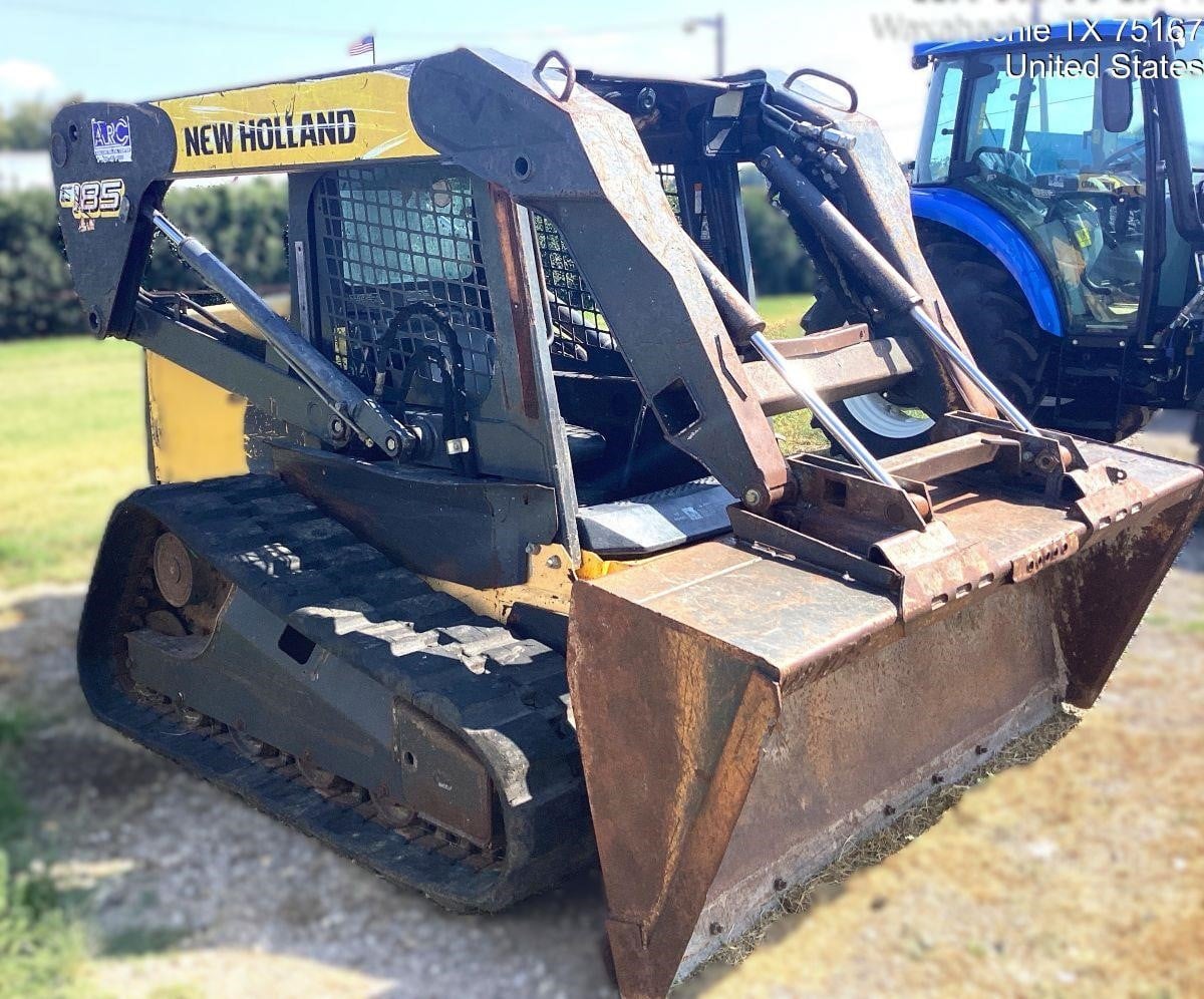 2006 New Holland C185