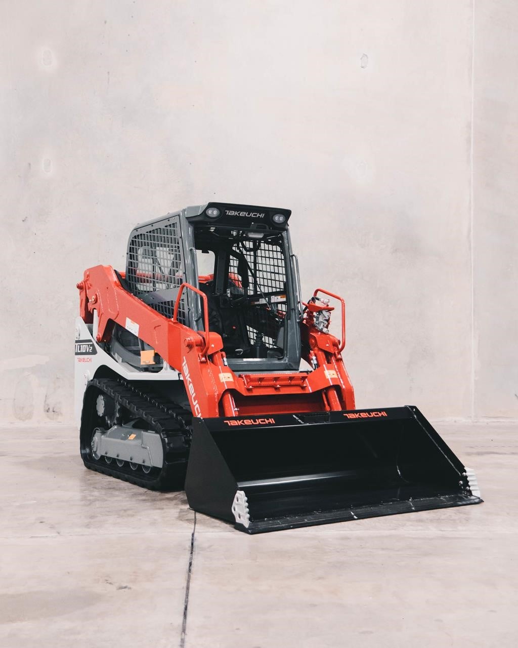 2025 Takeuchi TL10V2