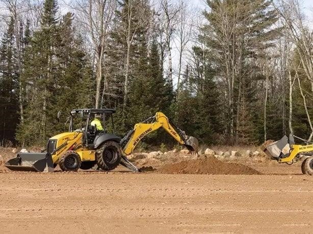 2019 New Holland B95C TC