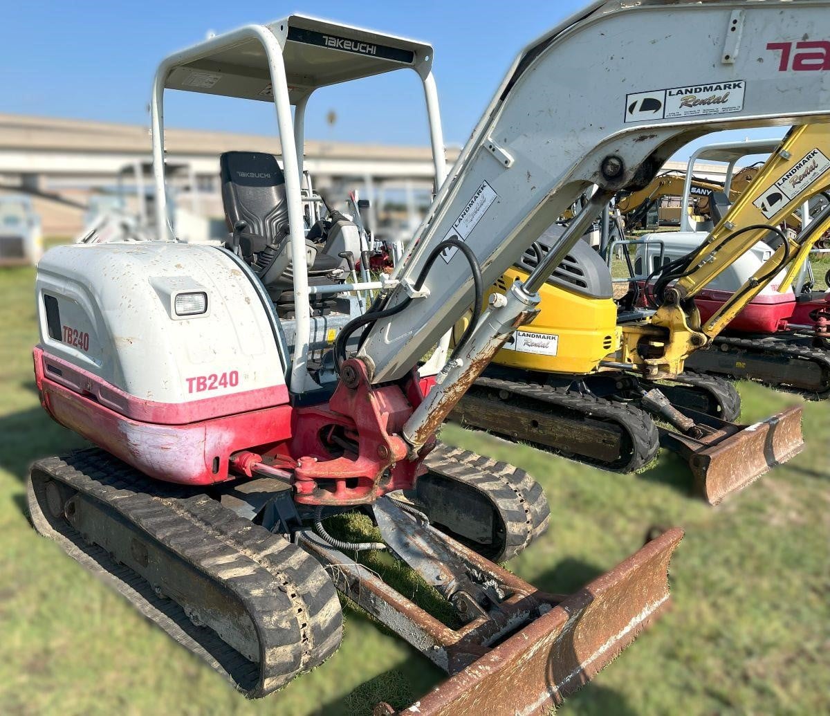 2017 Takeuchi TB240