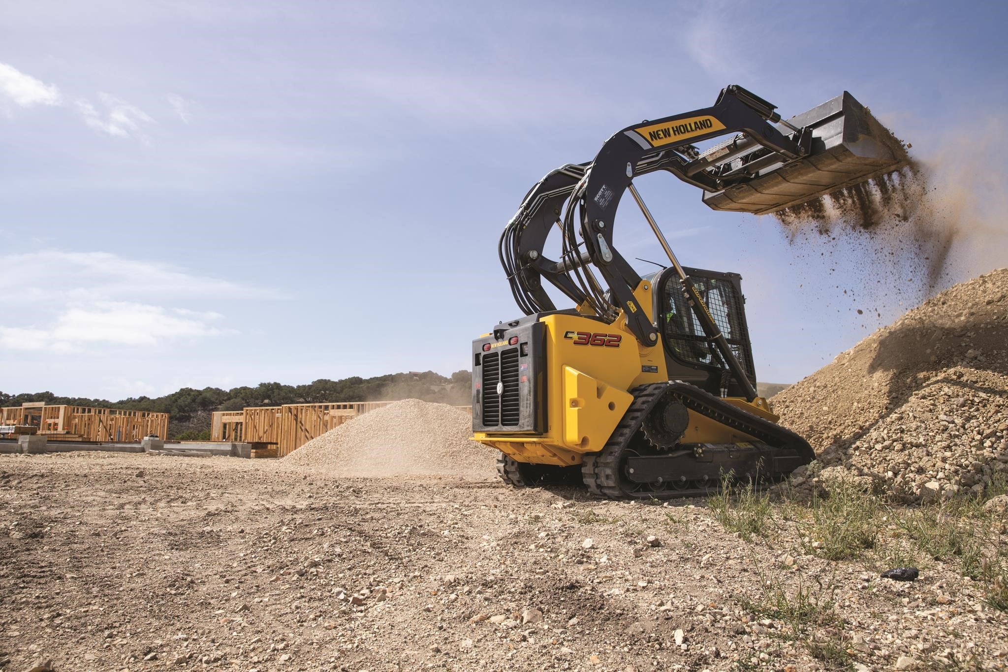 2023 New Holland C362