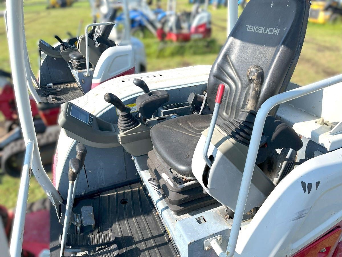 2017 Takeuchi TB240