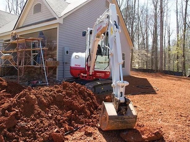 2018 Takeuchi TB240