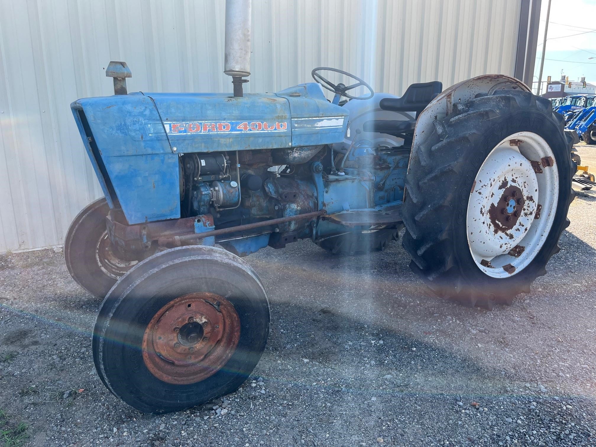 0 Ford 4000