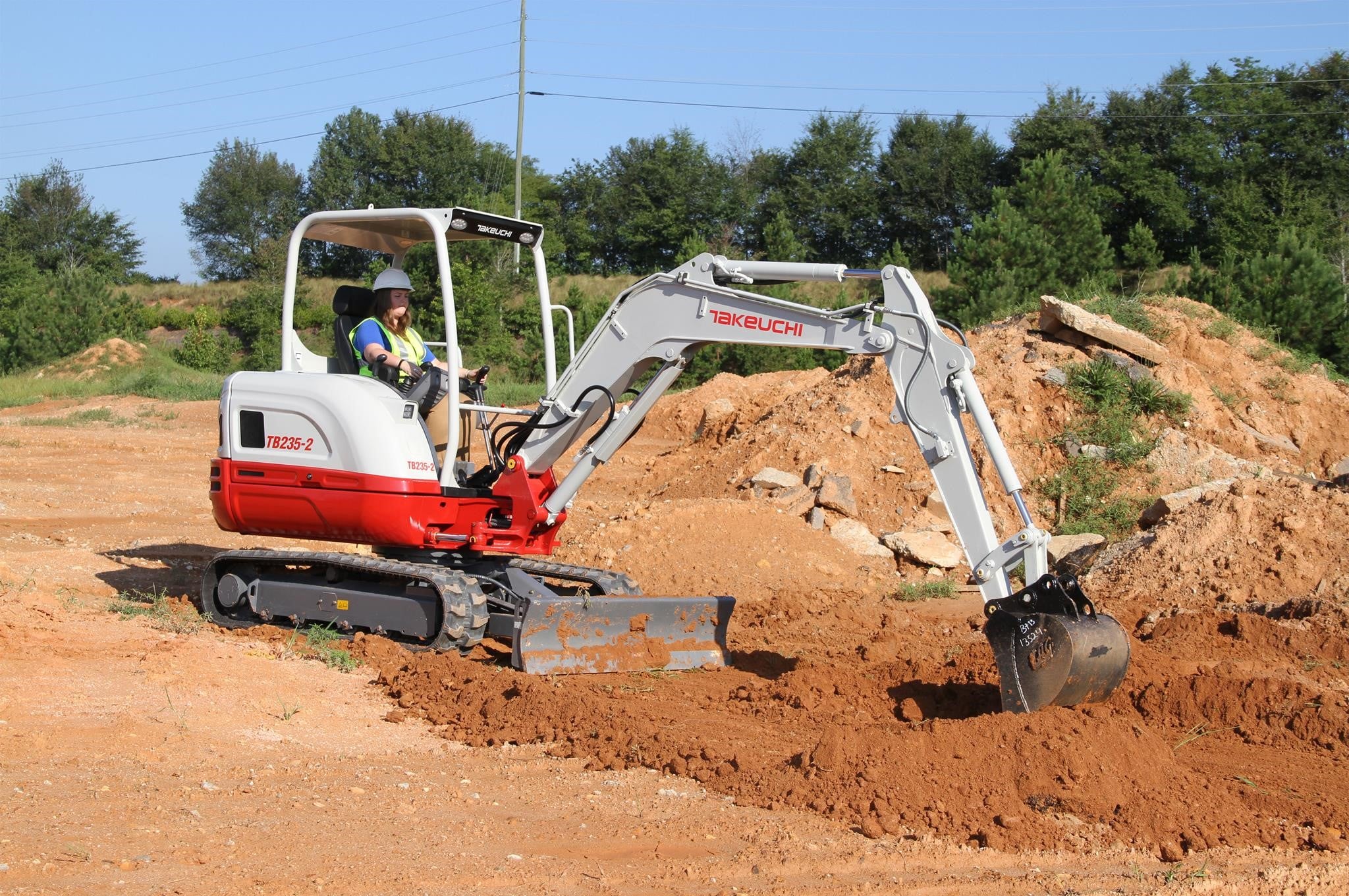 Photo of 2025 Takeuchi TB235-2
