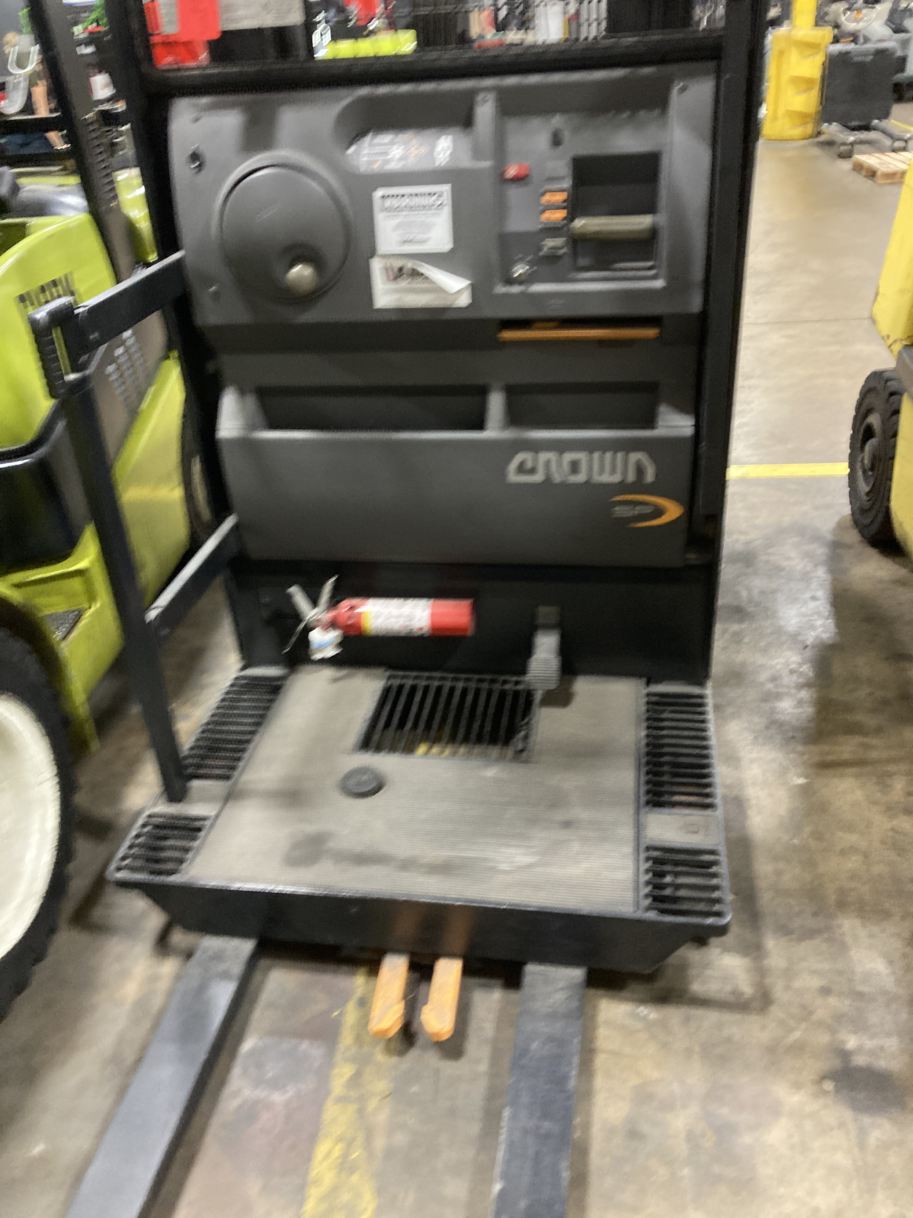 Photo of a 2013 Crown SP3510-30