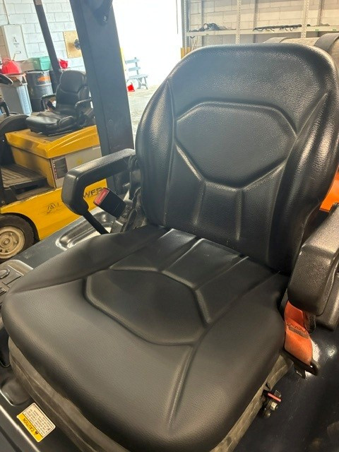 2022 Doosan G30E-7