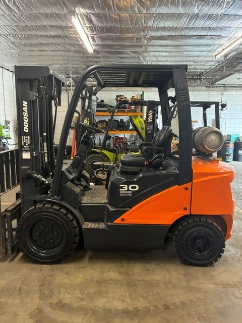 Photo of 2022 Doosan G30E-7