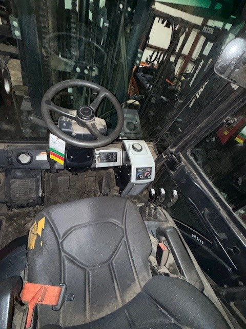 2021 Doosan D35S-7