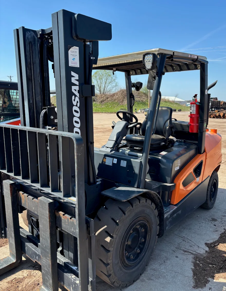 2022 Doosan D50C-7