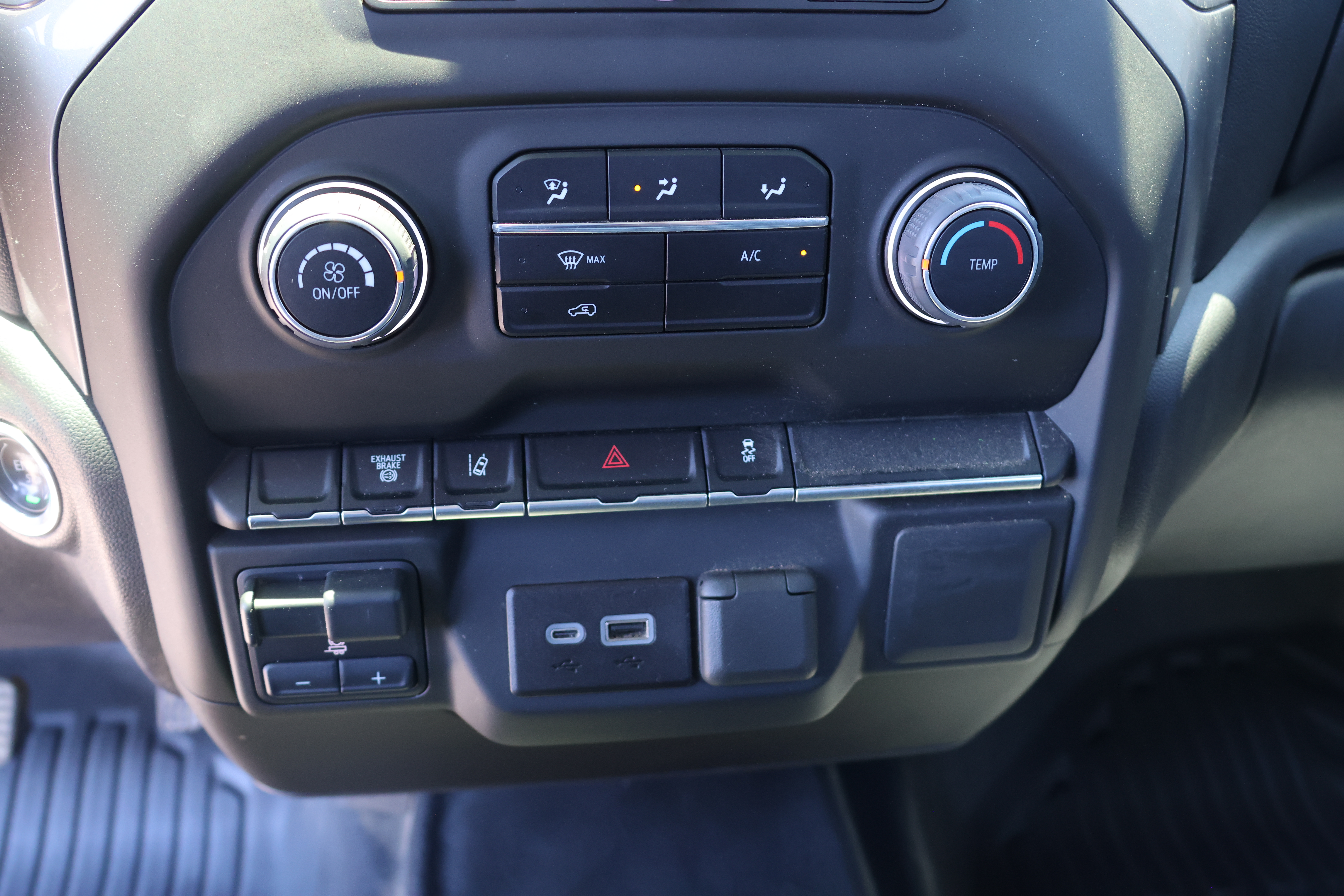 2025 Chevrolet SILVERADO 3500HD WORK TRUCK