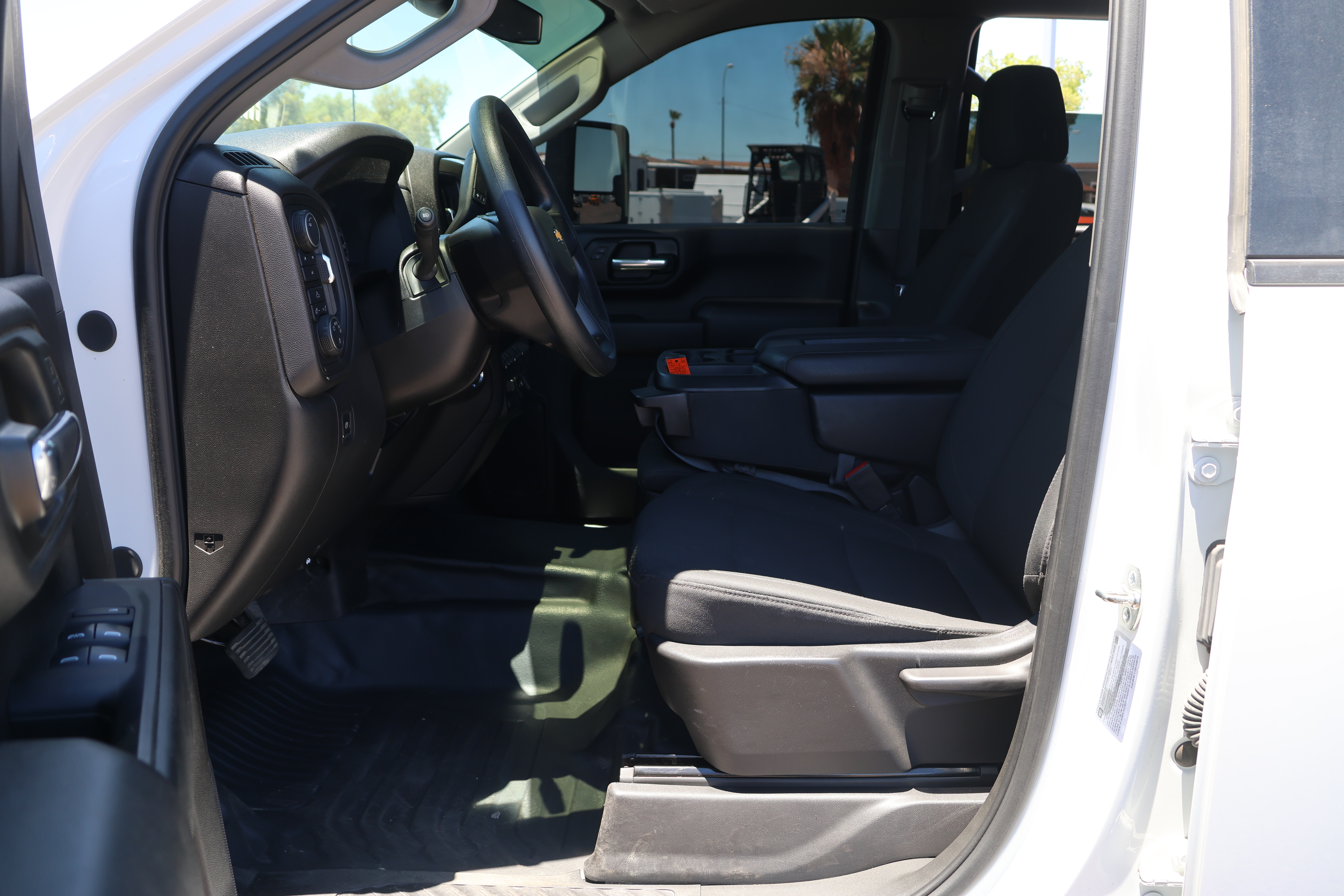 2025 Chevrolet SILVERADO 3500HD WORK TRUCK