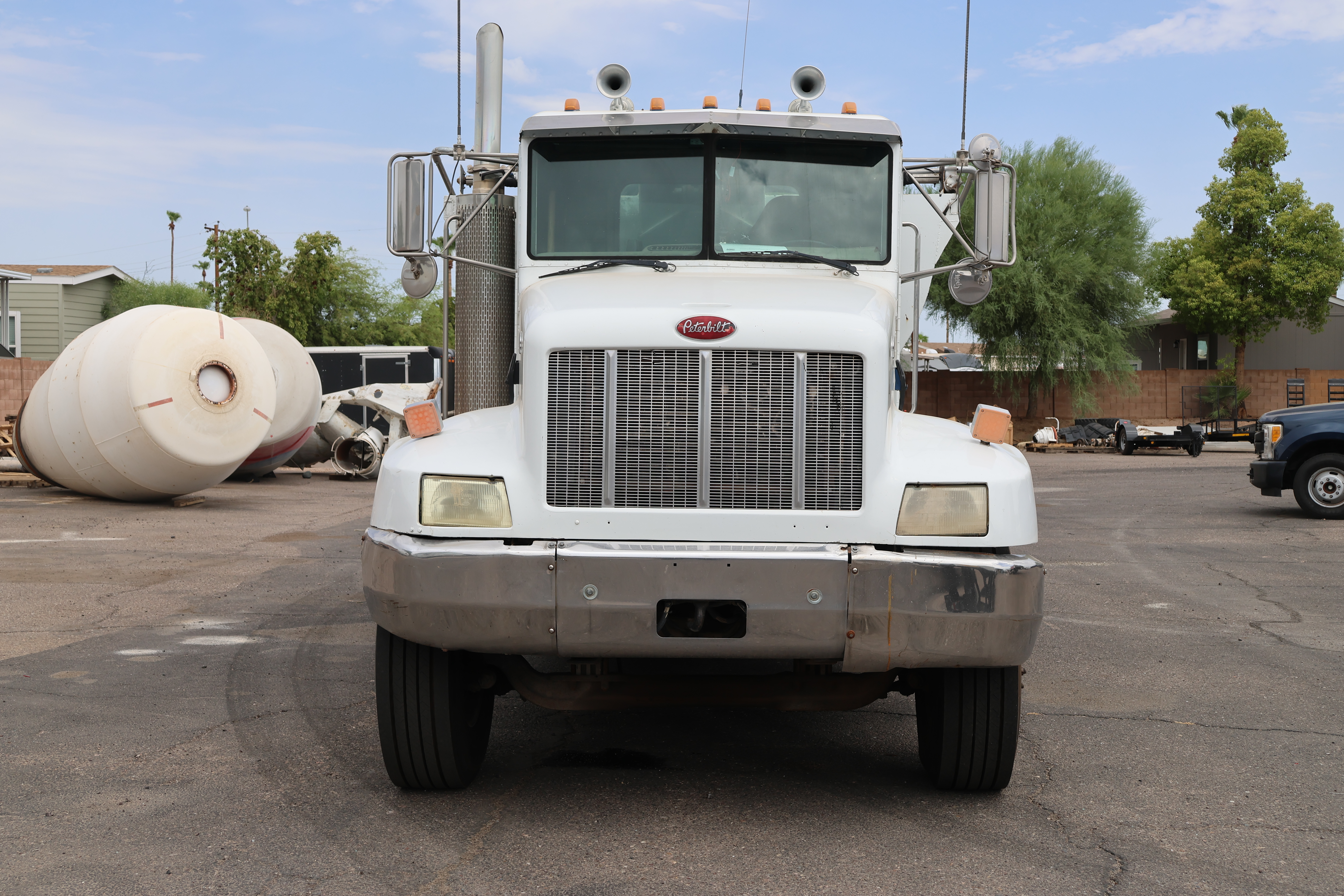 1998 Peterbilt 330