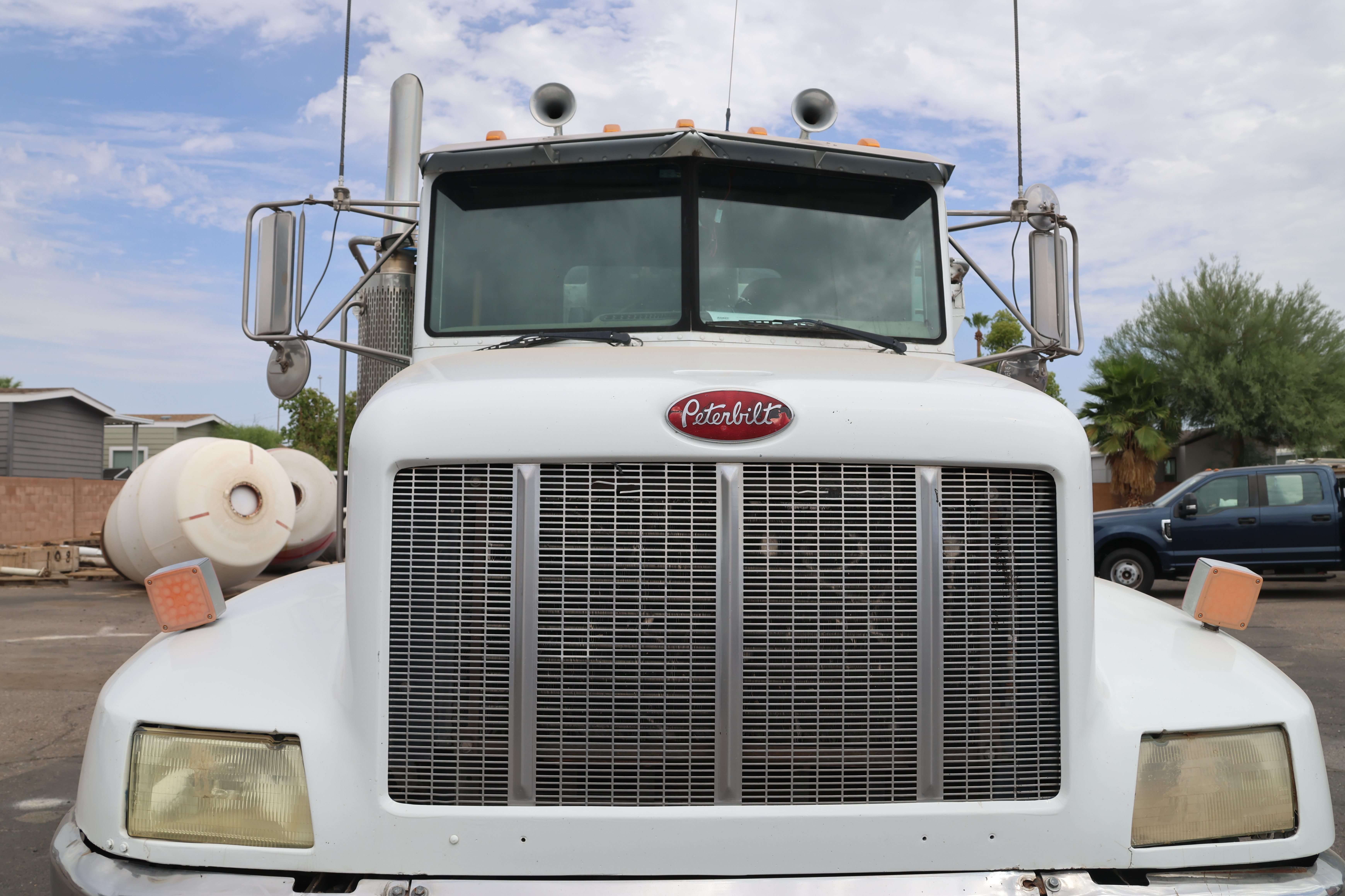 1998 Peterbilt 330